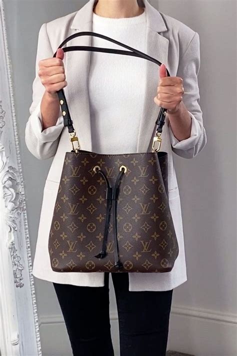 louis vuitton noe outfit|louis vuitton neonoe crossbody.